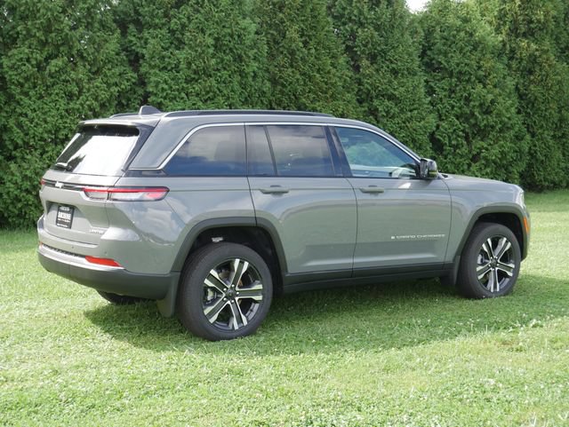 New 2027 Jeep Grand Cherokee Limited AWD/4WD image 13