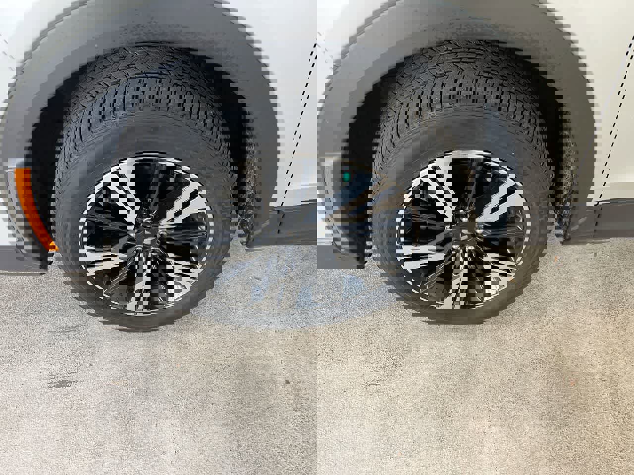 Used 2024 Mitsubishi Eclipse Cross SE image 10