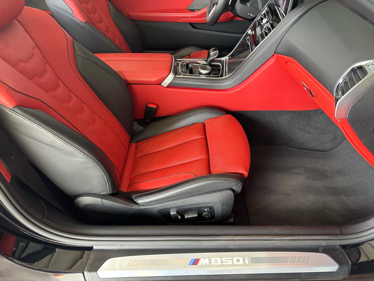 Used 2024 BMW M850i xDrive Convertible AWD/4WD image 30