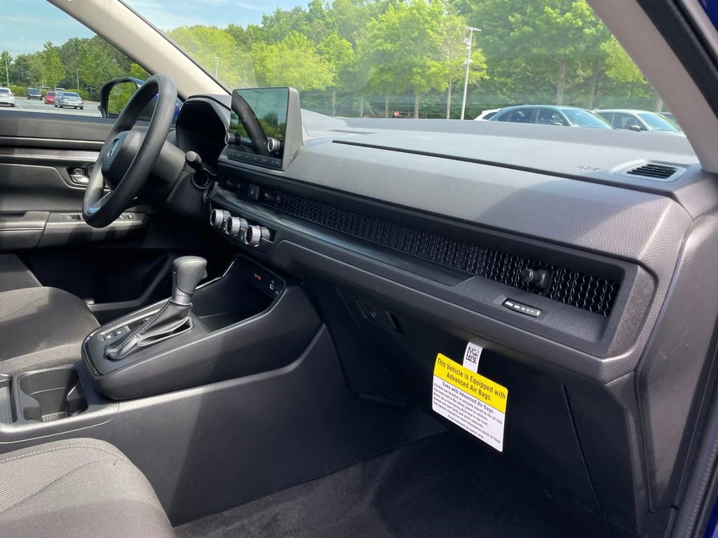 Certified 2025 Honda CR-V LX image 33