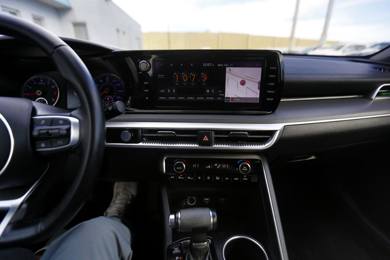 Used 2022 Kia K5 GT-Line FWD image 8