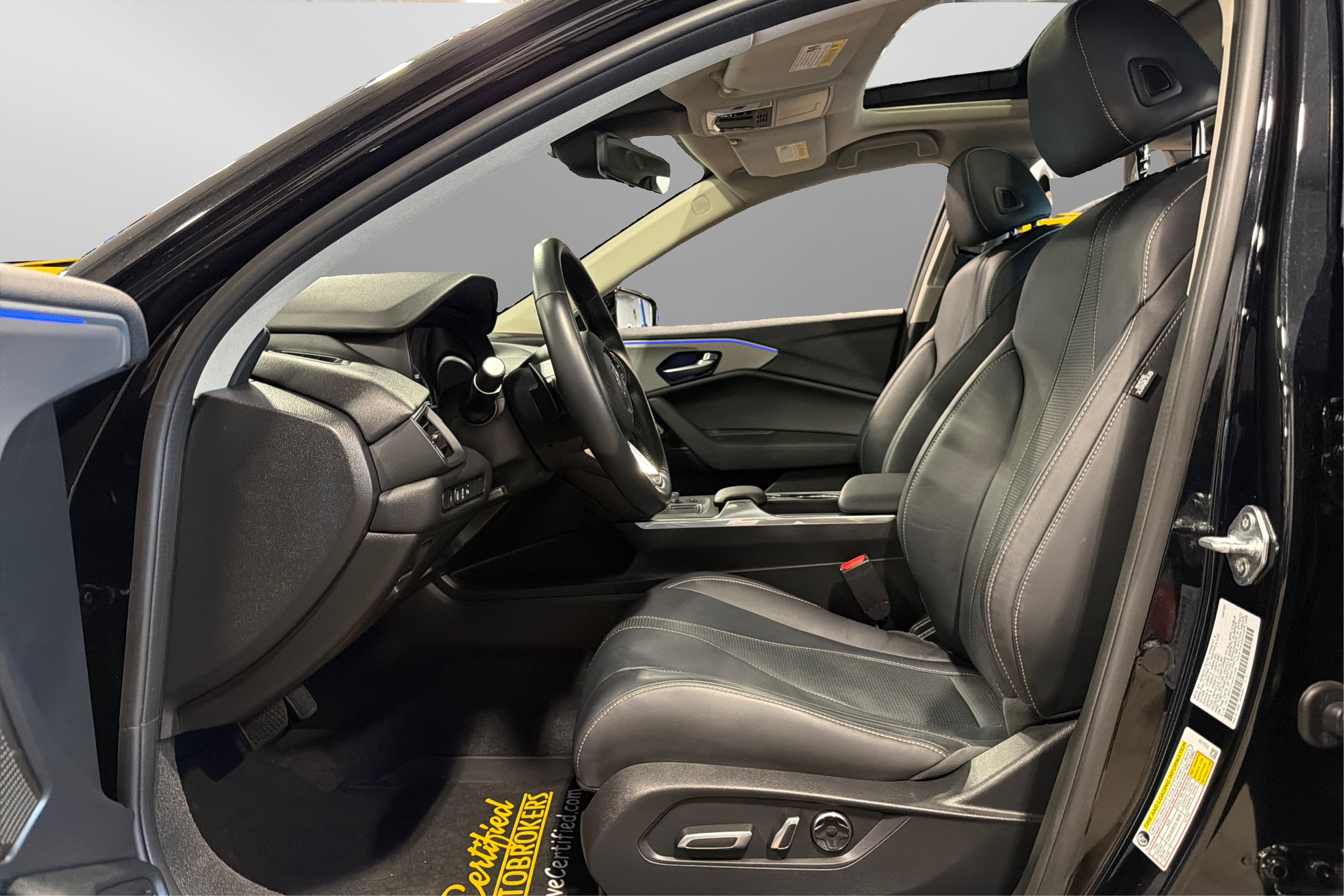 Used 2022 Acura TLX w/ Technology Package FWD image 18