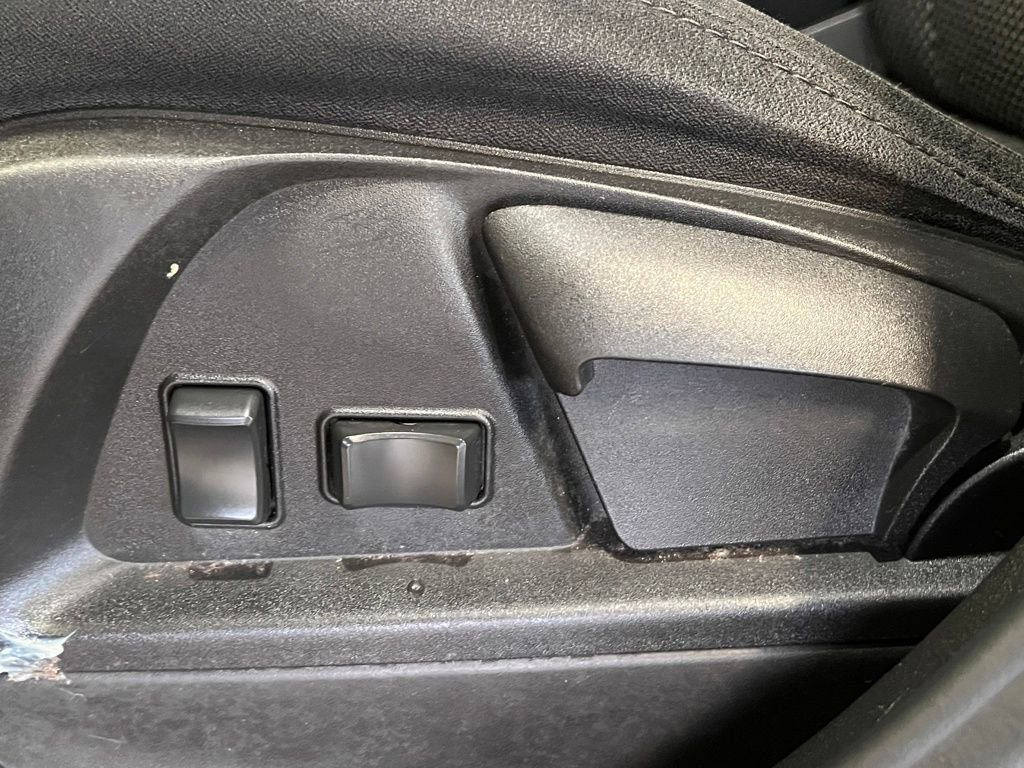 Used 2017 Chevrolet Equinox LS image 27