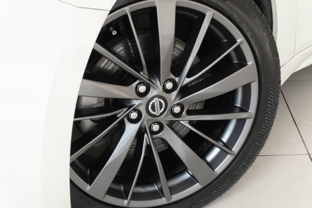 Used 2020 Nissan Maxima Platinum w/ Reserve Package FWD image 2