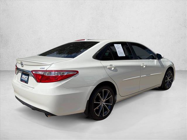 Used 2015 Toyota Camry XSE w/ Moonroof Package FWD image 5