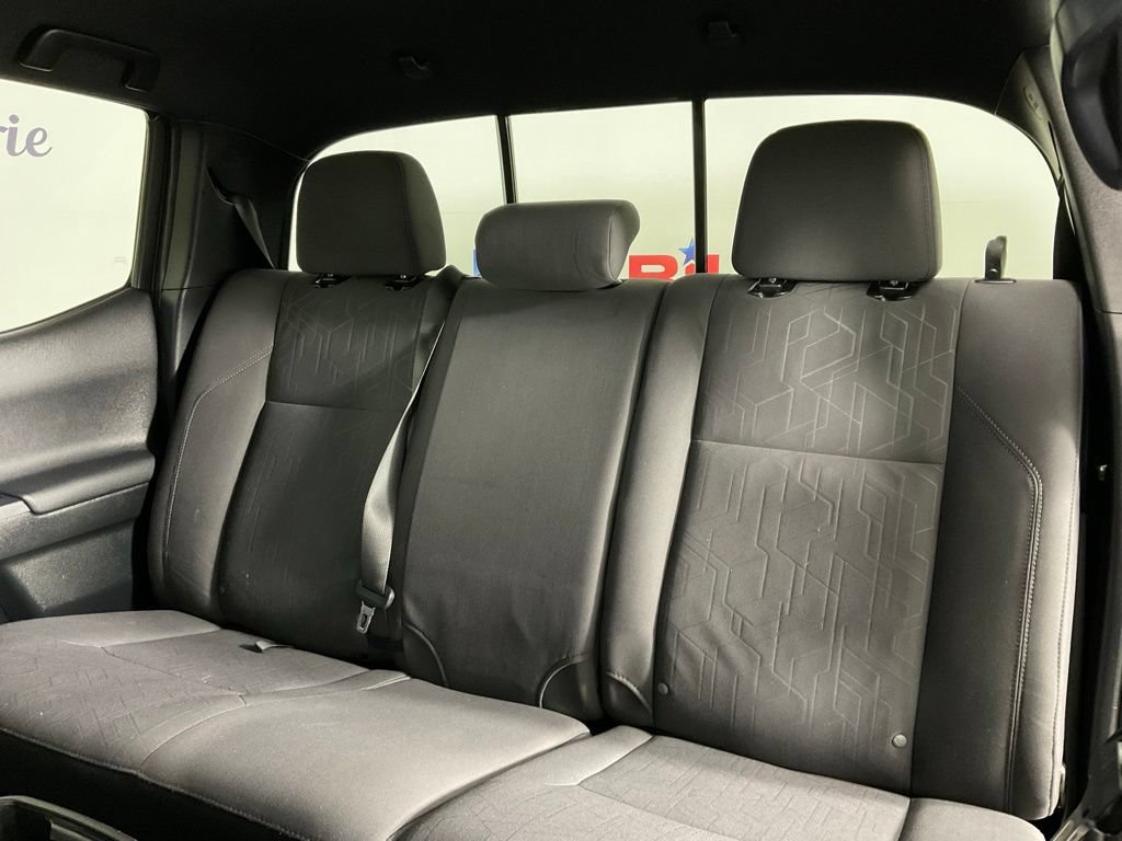 Used 2018 Toyota Tacoma TRD Off-Road RWD image 16