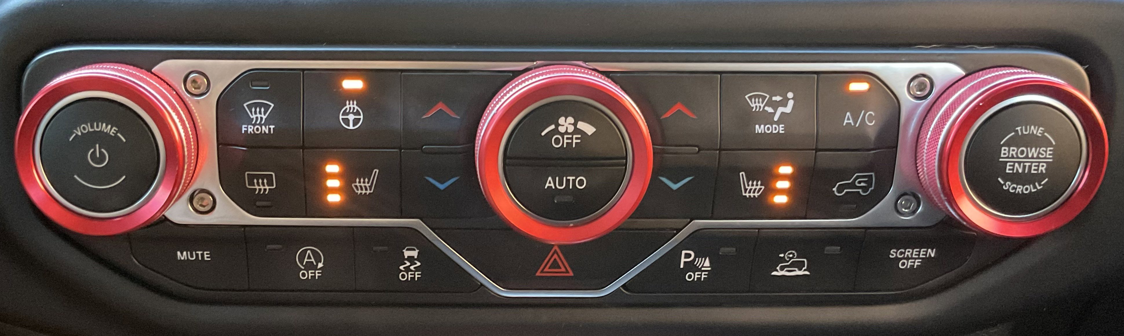 Used 2020 Jeep Gladiator Rubicon w/ Advanced Safety Group image 21
