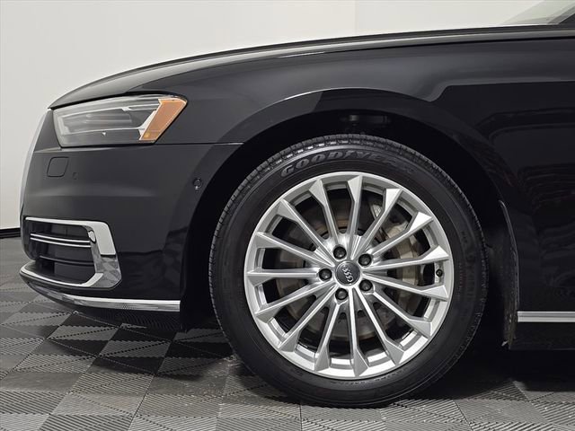 Used 2020 Audi A8 L 3.0T w/ Executive Package image 10