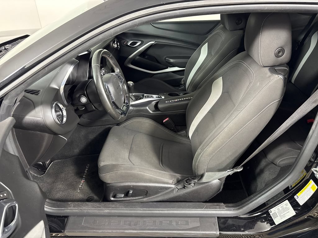 Used 2019 Chevrolet Camaro LT RWD image 20