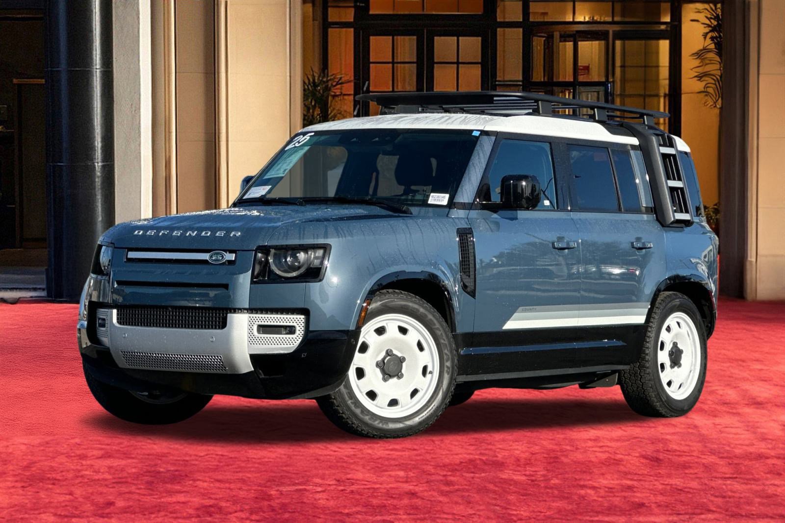 Used 2025 Land Rover Defender 110 S image 2