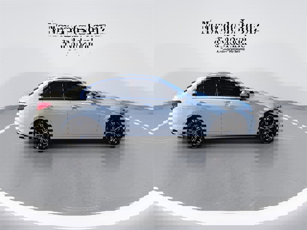 Used 2024 Mercedes-Benz C 300 Sedan image 9