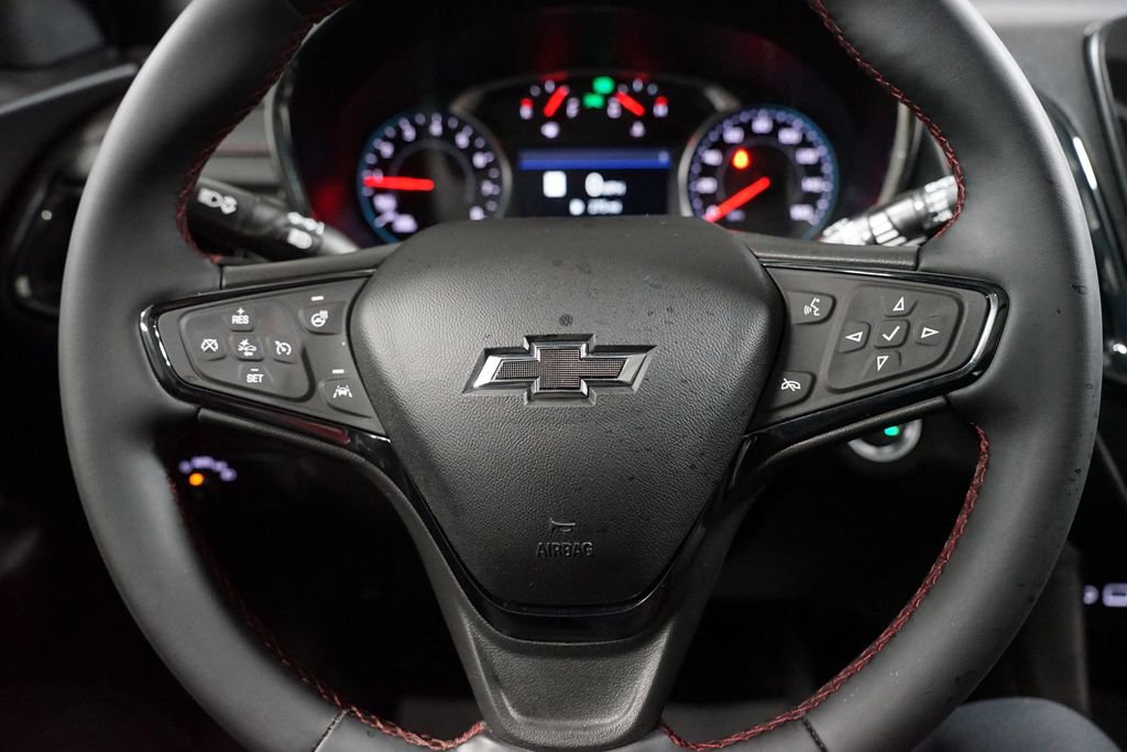 Used 2023 Chevrolet Equinox RS w/ RS Leather Package image 12