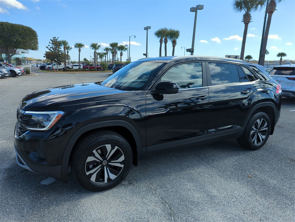 New 2026 Volkswagen Atlas Cross Sport SE image 13