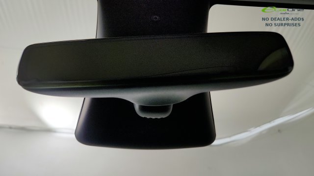 Used 2025 Tesla Model Y Long Range RWD image 74