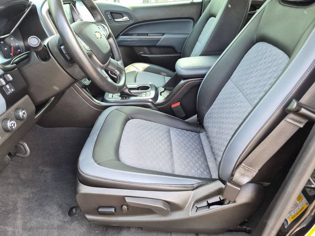 Used 2022 Chevrolet Colorado Z71 AWD/4WD image 13