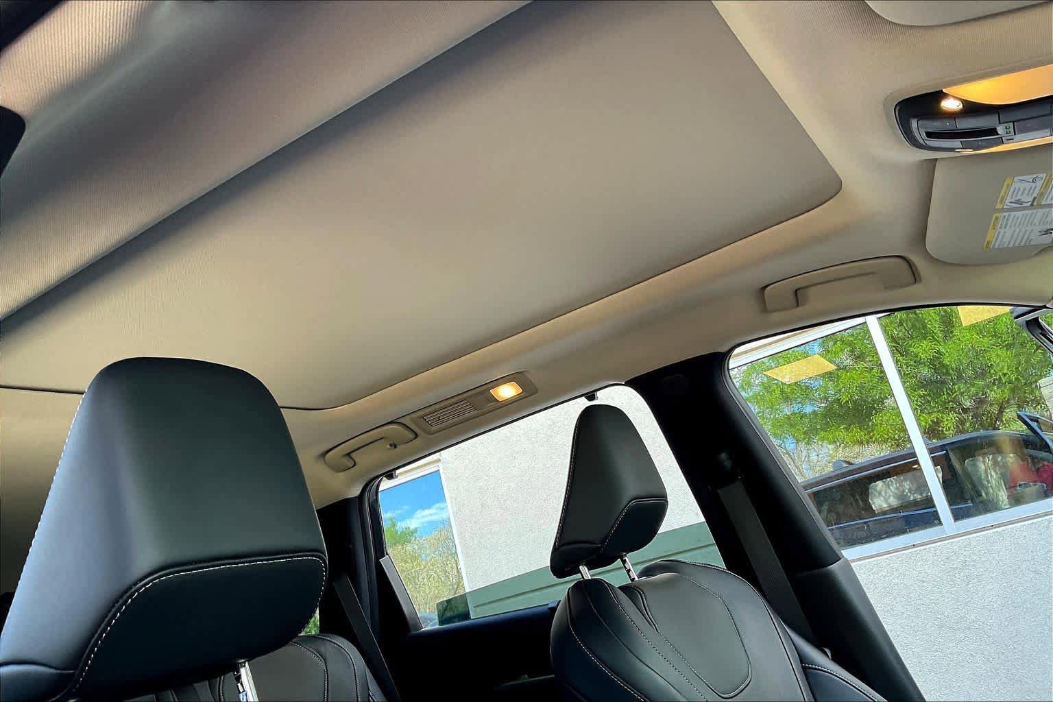 Used 2023 INFINITI QX60 Sensory w/ Vision Package image 13