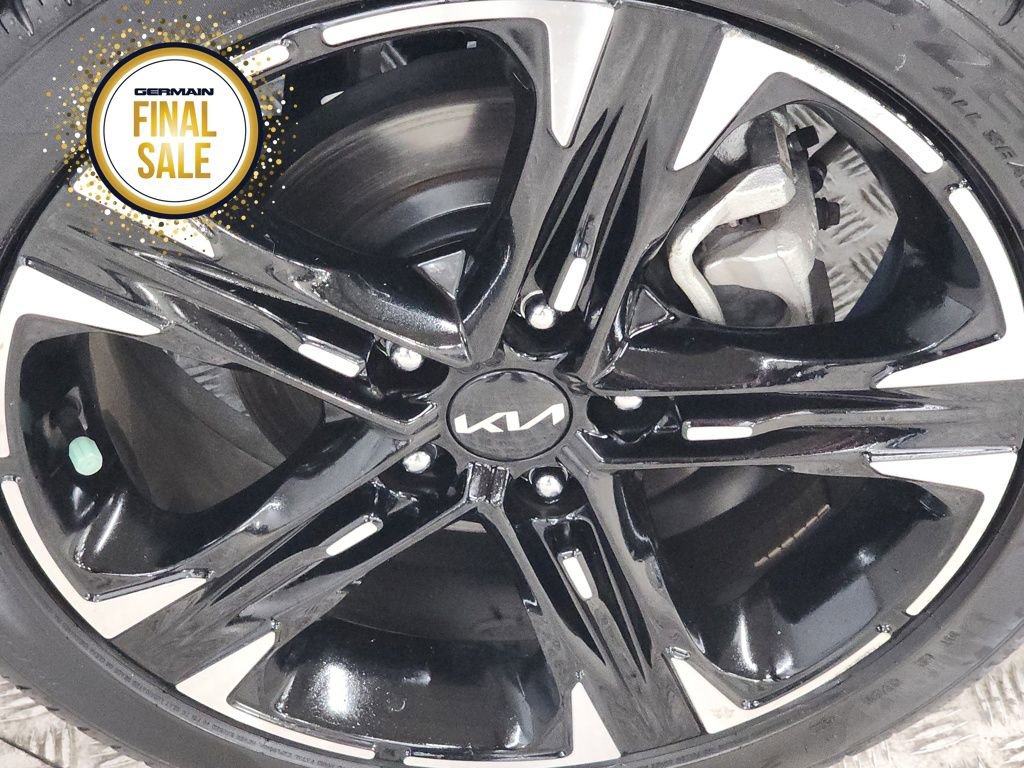 Used 2024 Kia K5 GT-Line w/ GT-Line Premium Package image 10