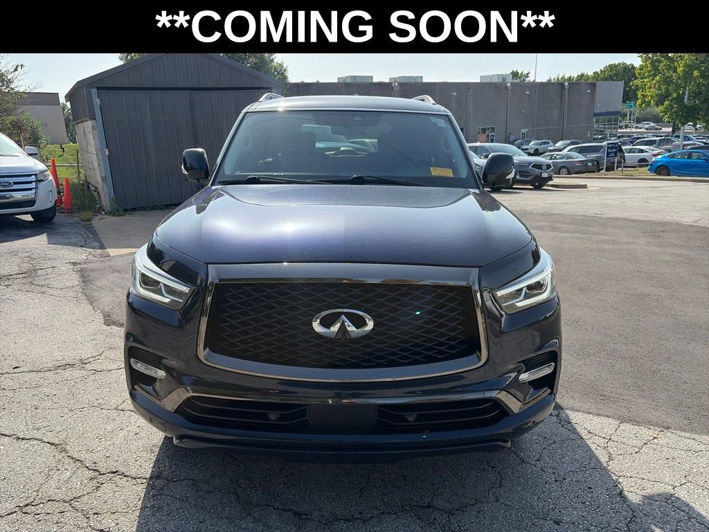 Used 2021 INFINITI QX80 Premium Select w/ All-Season Package AWD/4WD image 2
