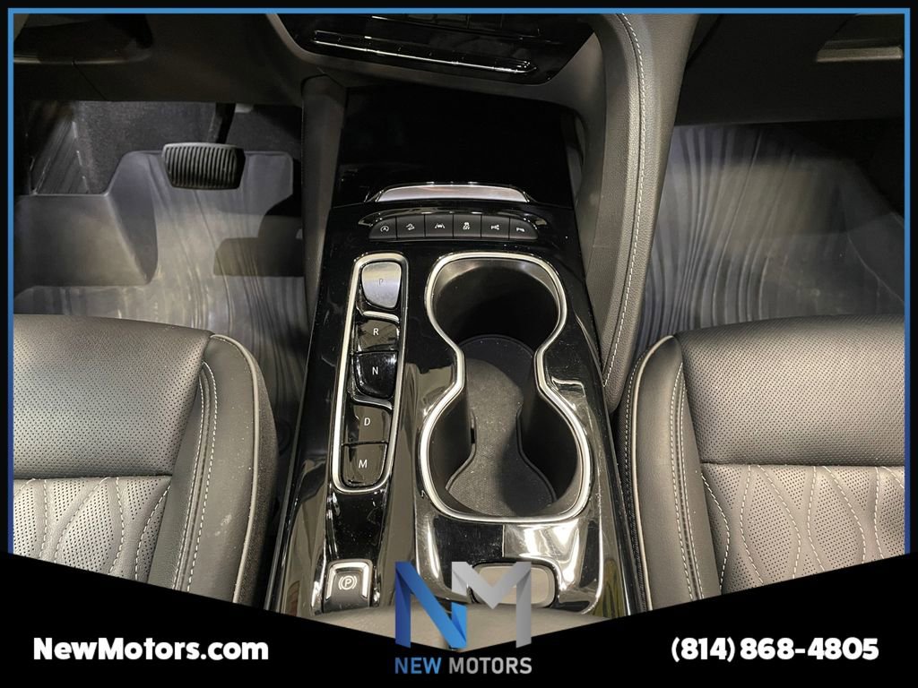 Used 2021 Buick Envision Avenir w/ Technology Package II AWD/4WD image 11