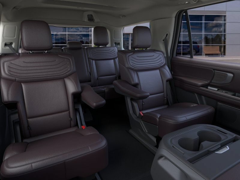 New 2026 Ford Expedition Platinum w/ Platinum Ultimate Package AWD/4WD image 11