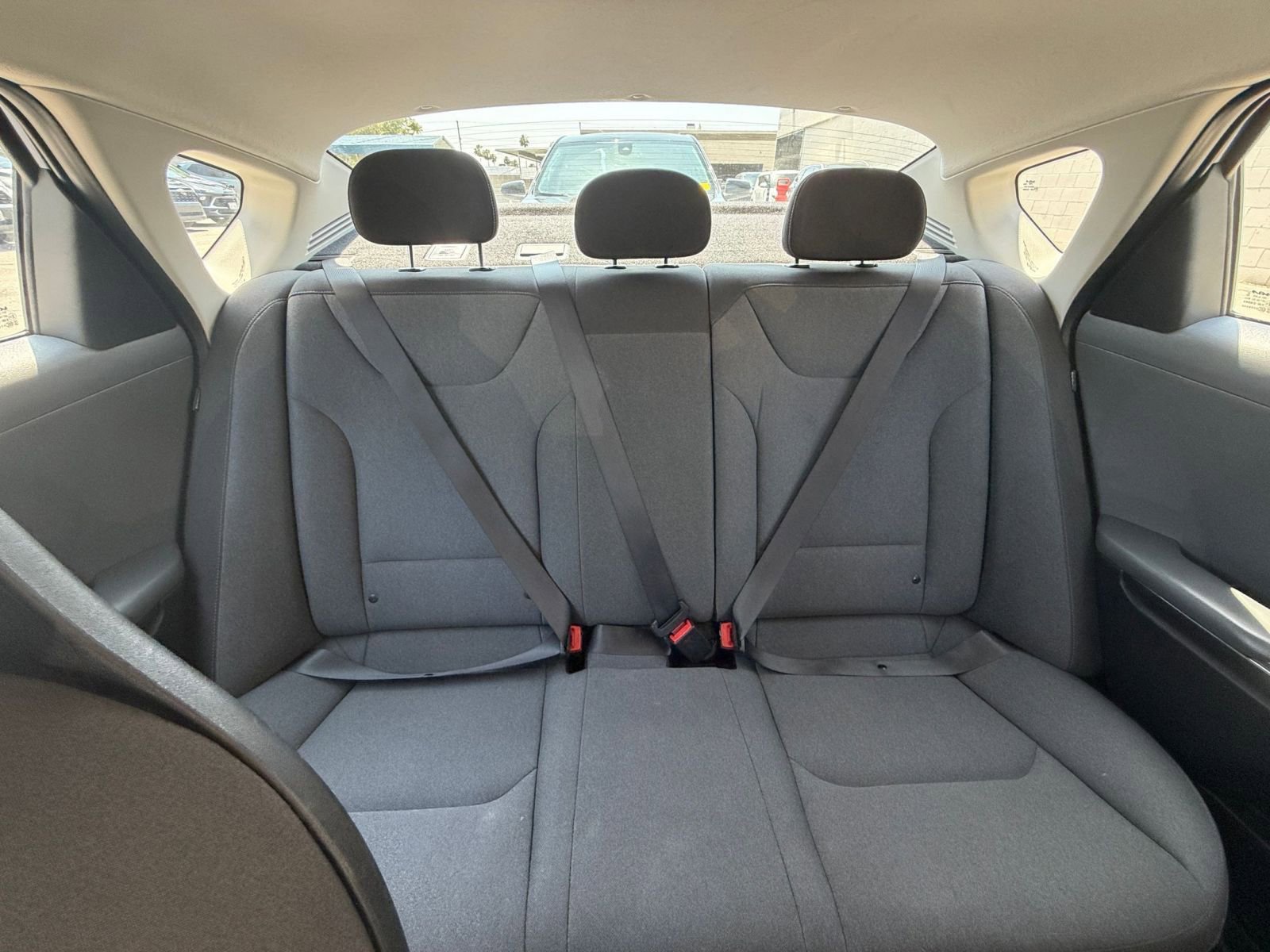 Used 2025 Kia K4 FWD image 38