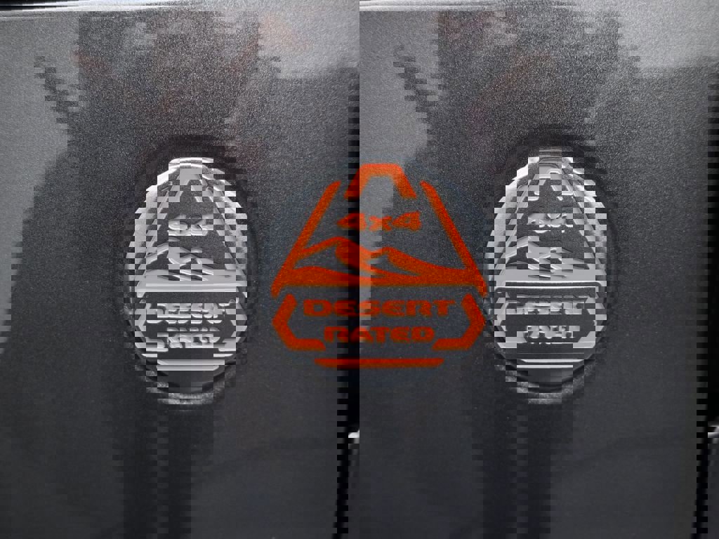 New 2025 Jeep Gladiator Mojave image 29