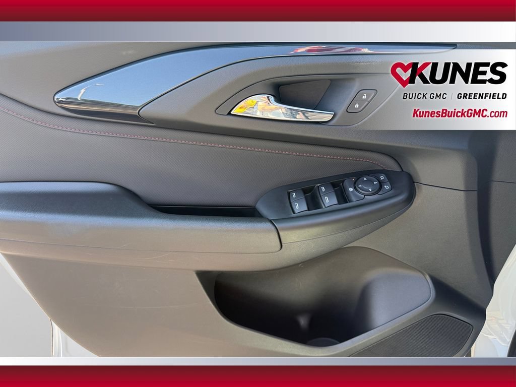 Used 2023 Chevrolet TrailBlazer RS w/ Convenience Package FWD image 24