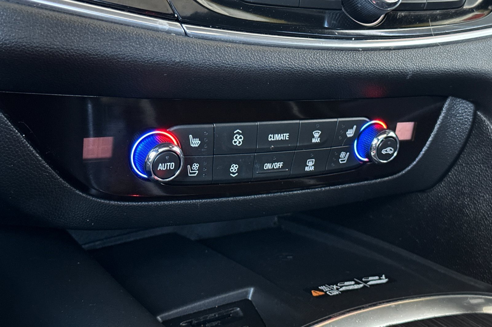 Certified 2023 Buick Enclave Avenir w/ Avenir Technology Package image 29