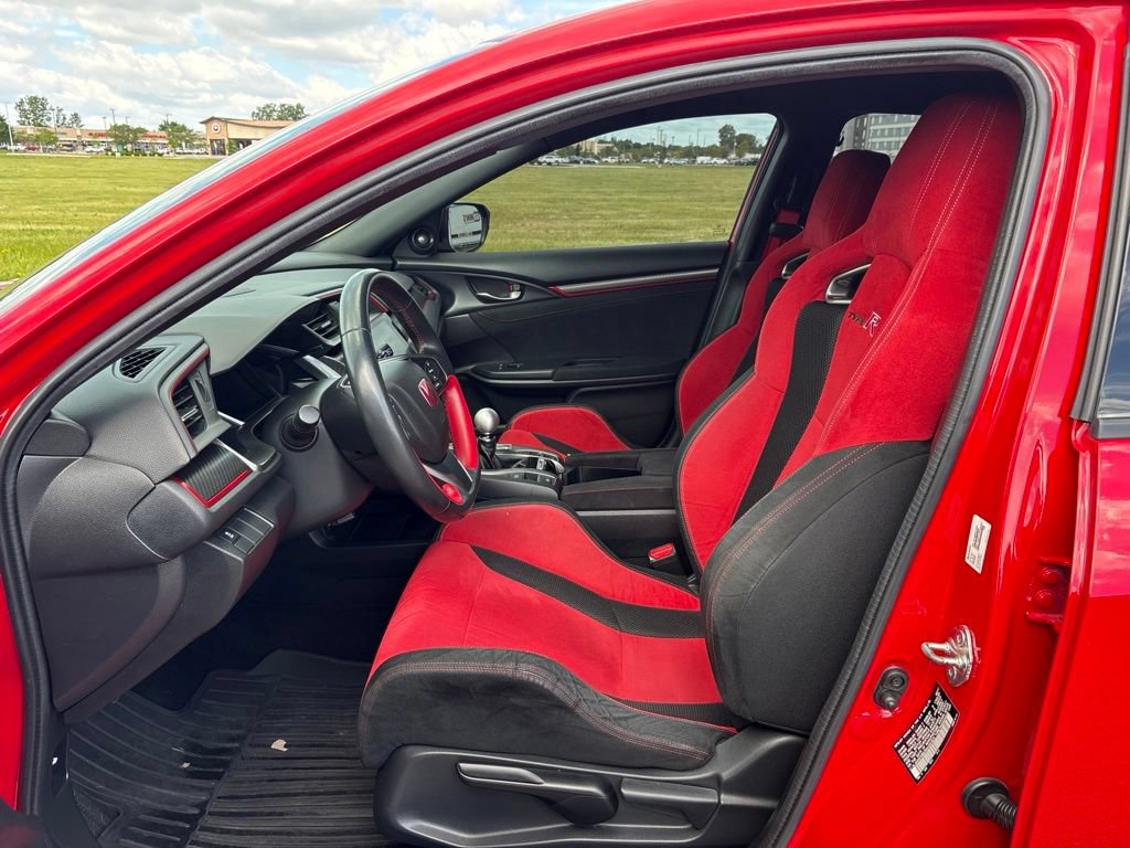 Used 2017 Honda Civic Type R image 15