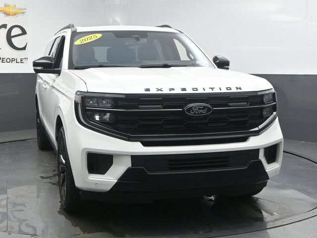 Used 2025 Ford Expedition Max Platinum w/ Stealth Appearance Package AWD/4WD image 53