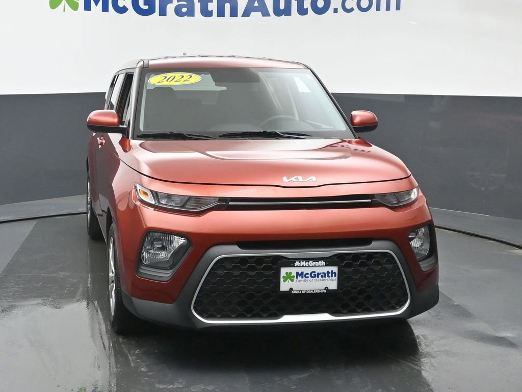 Used 2022 Kia Soul LX image 4