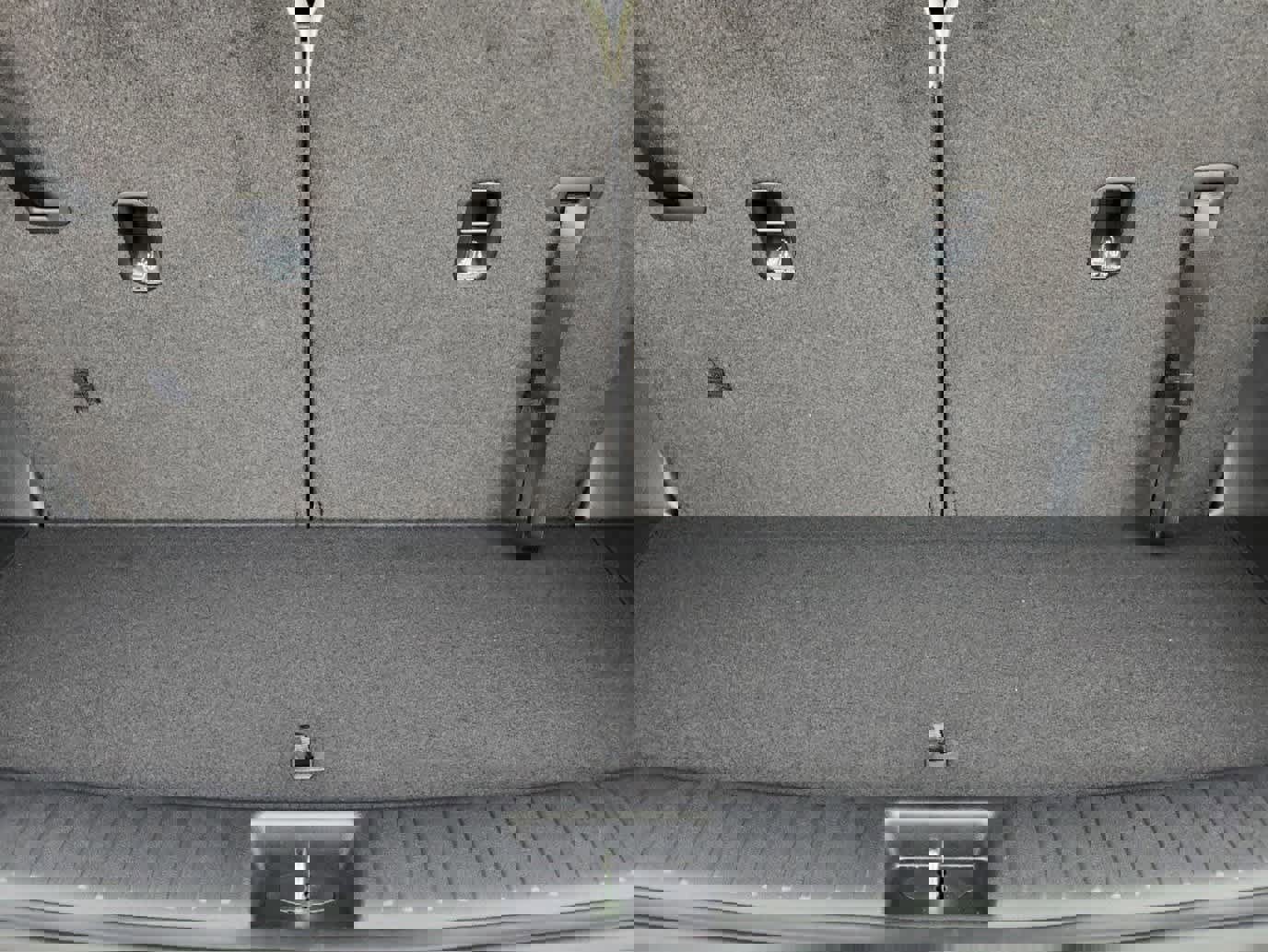 New 2025 Kia Sorento X-Line EX image 24