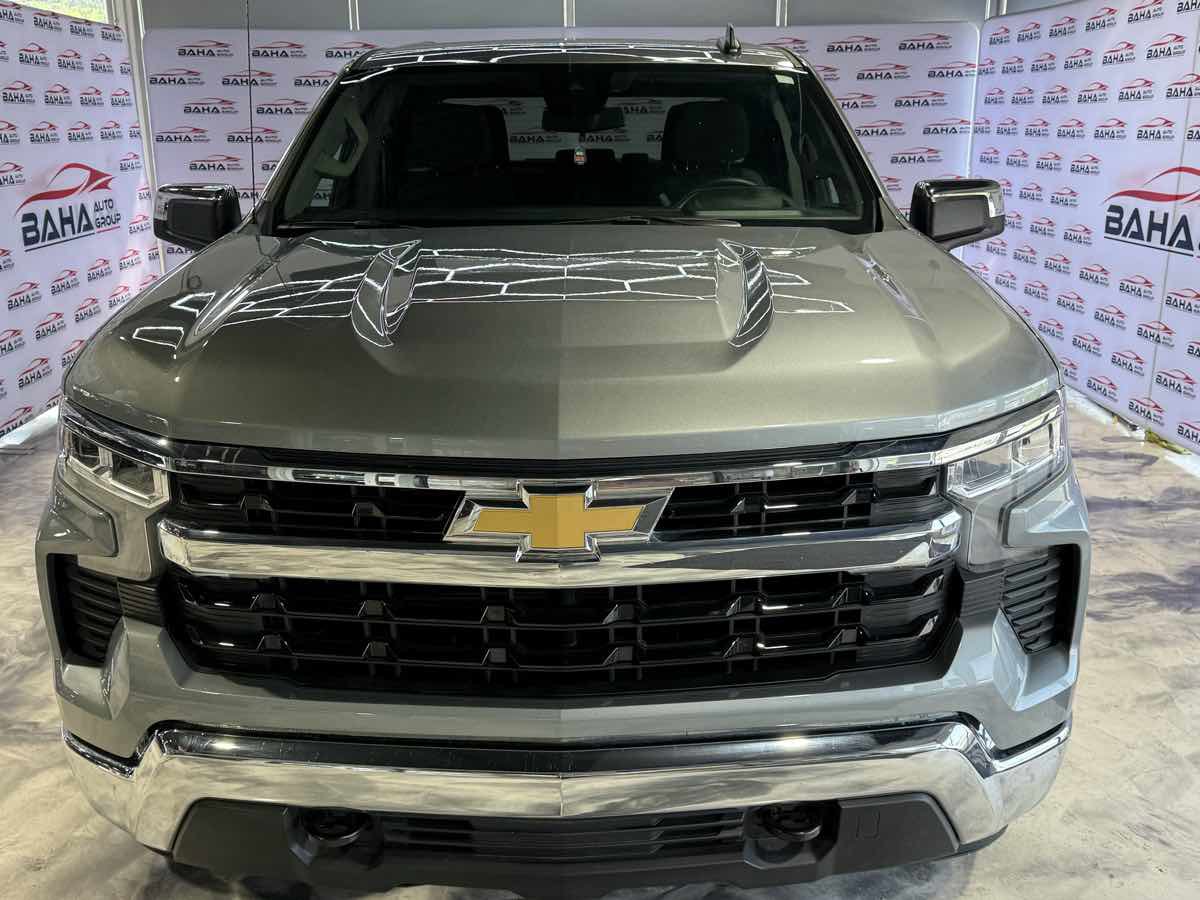 Used 2025 Chevrolet Silverado 1500 LT AWD/4WD image 8