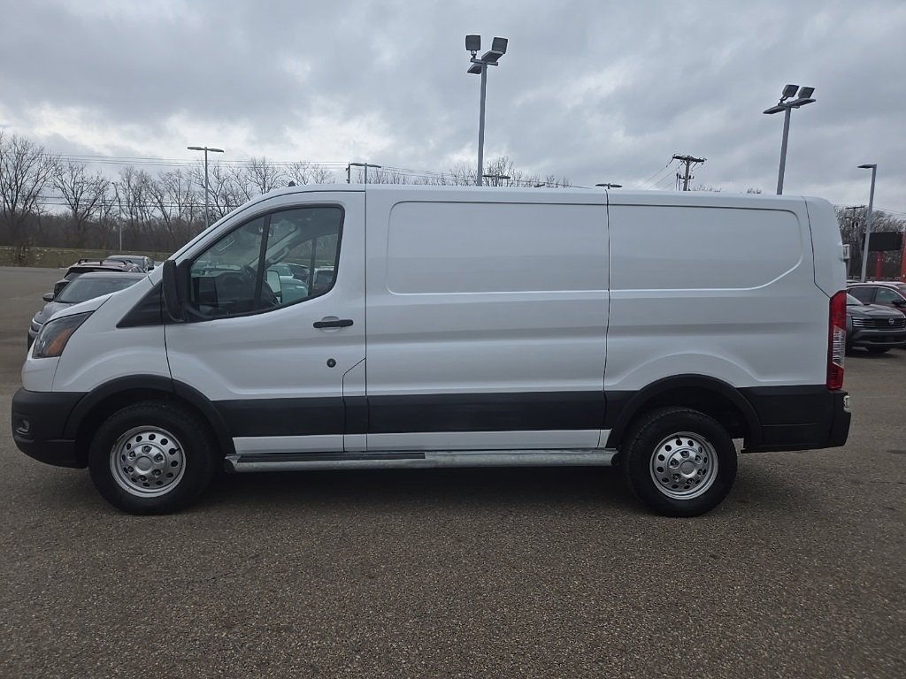 Used 2023 Ford Transit 250 Low Roof AWD w/ Exterior Upgrade Package image 4