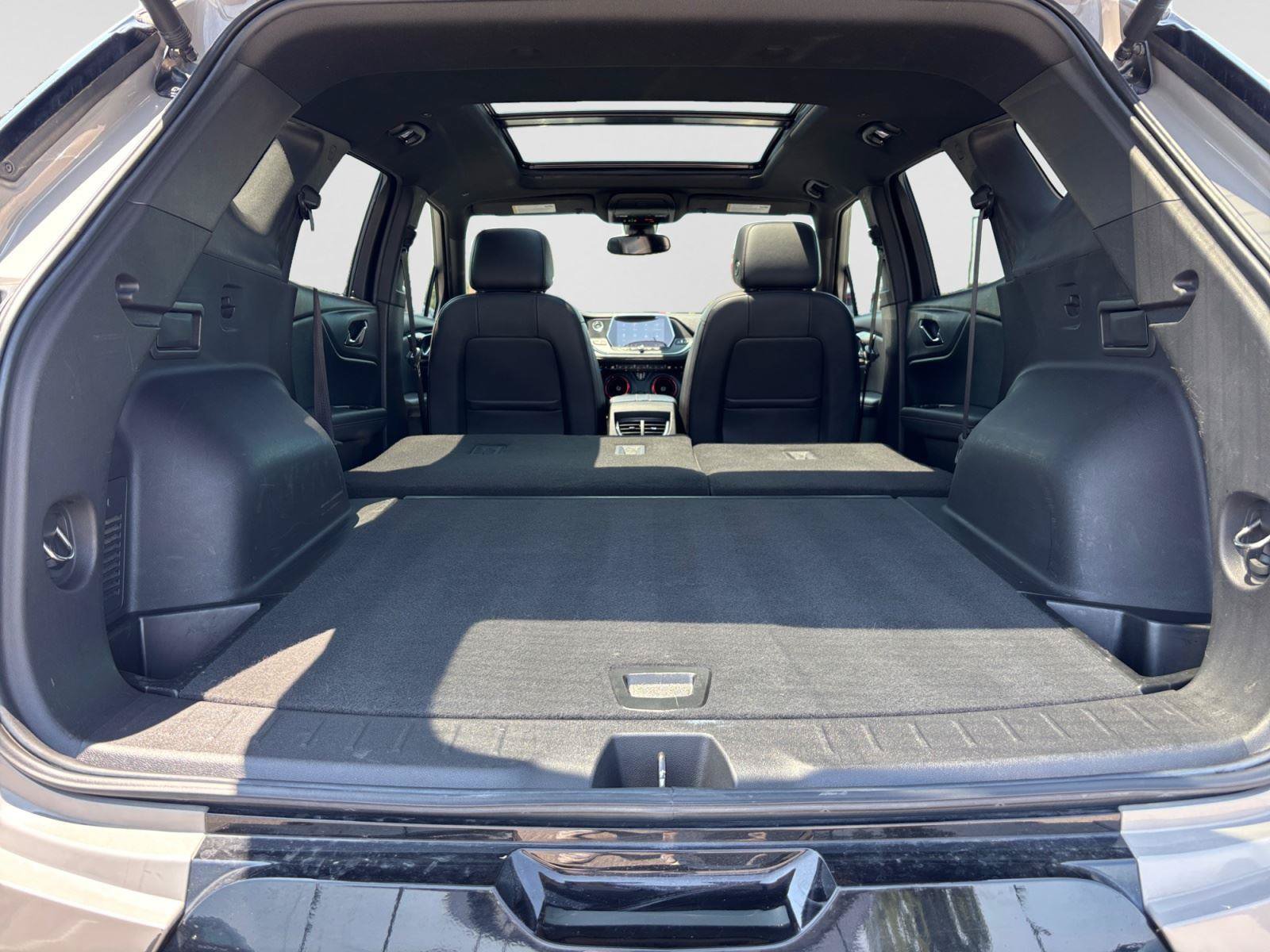 Used 2021 Chevrolet Blazer RS w/ Enhanced Convenience Package FWD image 44