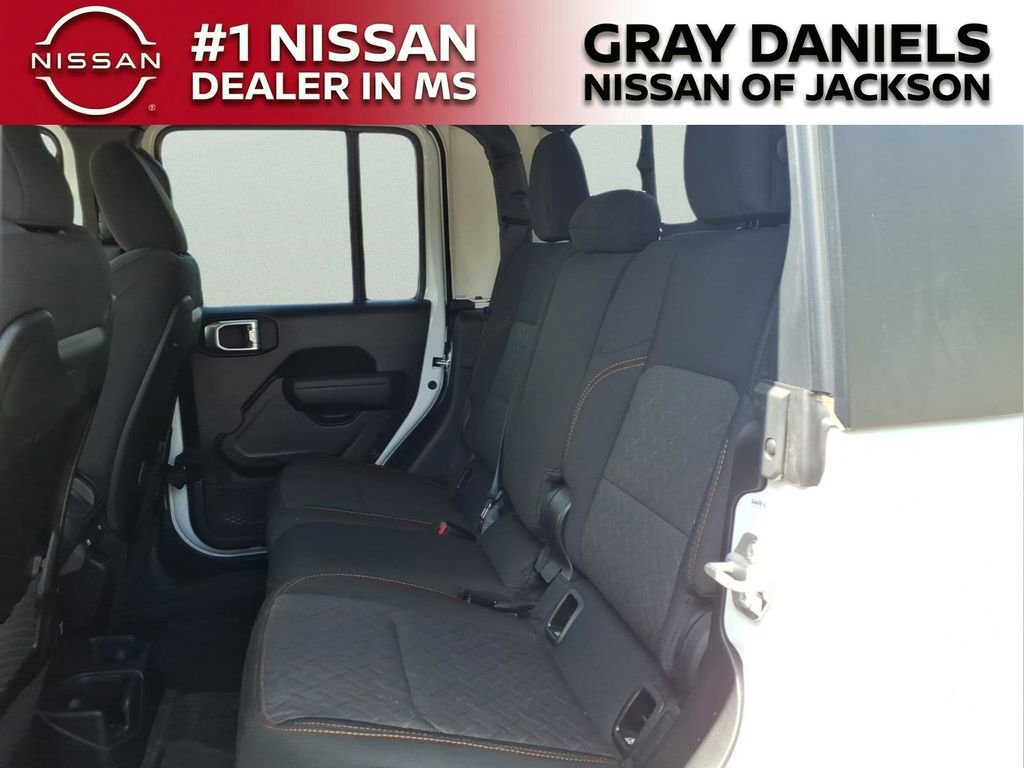 Used 2024 Jeep Gladiator Mojave image 26