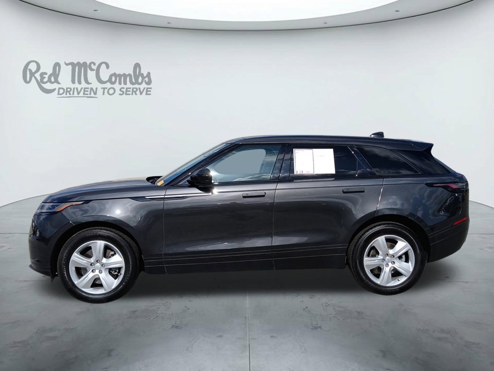 Used 2025 Land Rover Range Rover Velar S image 2