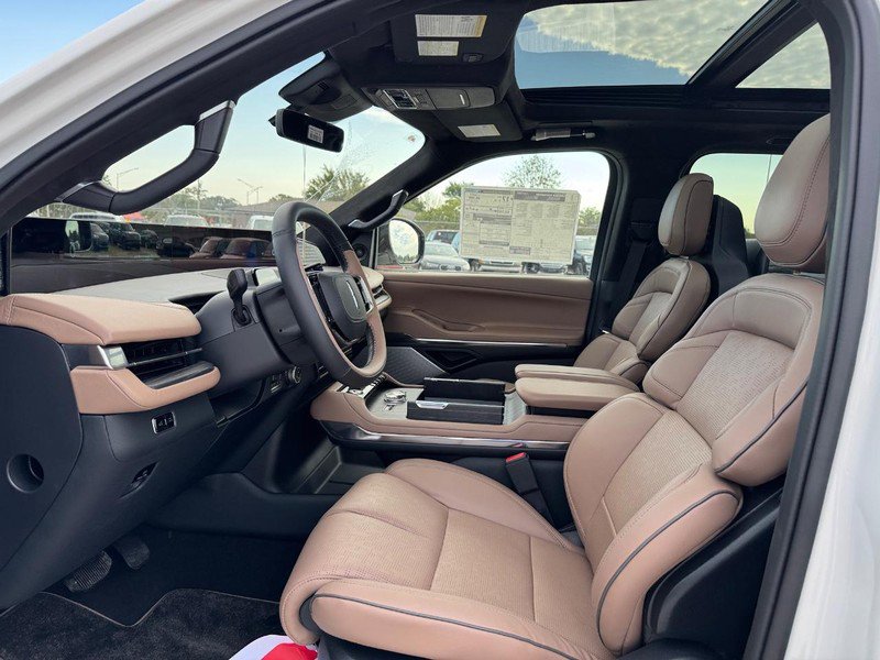 New 2025 Lincoln Navigator L Black Label image 19
