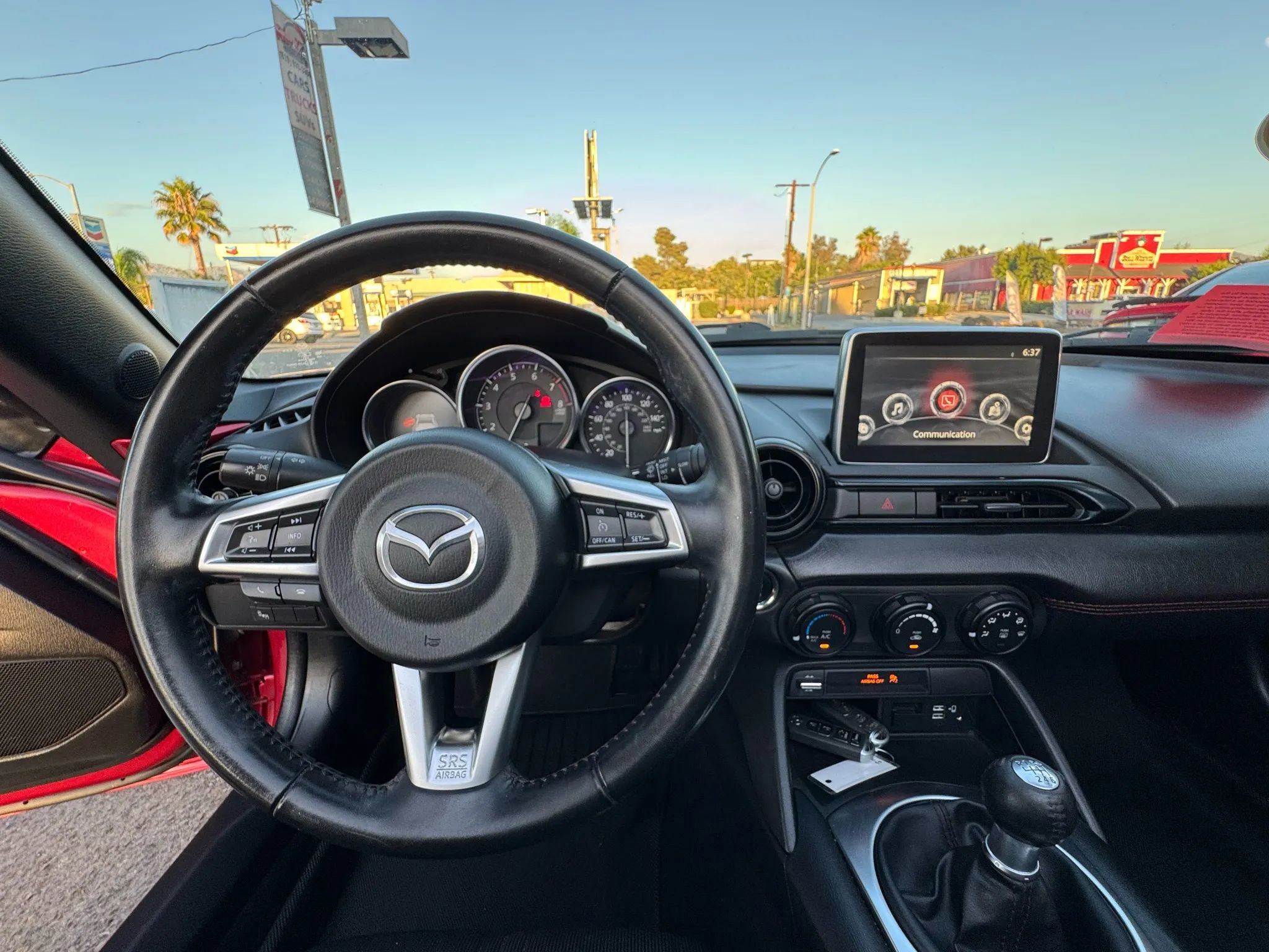 Used 2017 MAZDA MX-5 Miata RF Club image 17