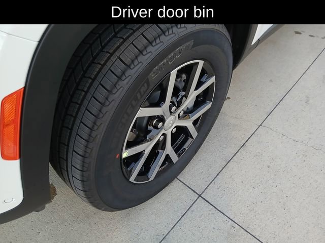 New 2025 Jeep Grand Cherokee Limited image 37