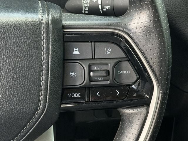 Used 2024 Toyota Tundra SR5 w/ SR5 Convenience Package AWD/4WD image 14