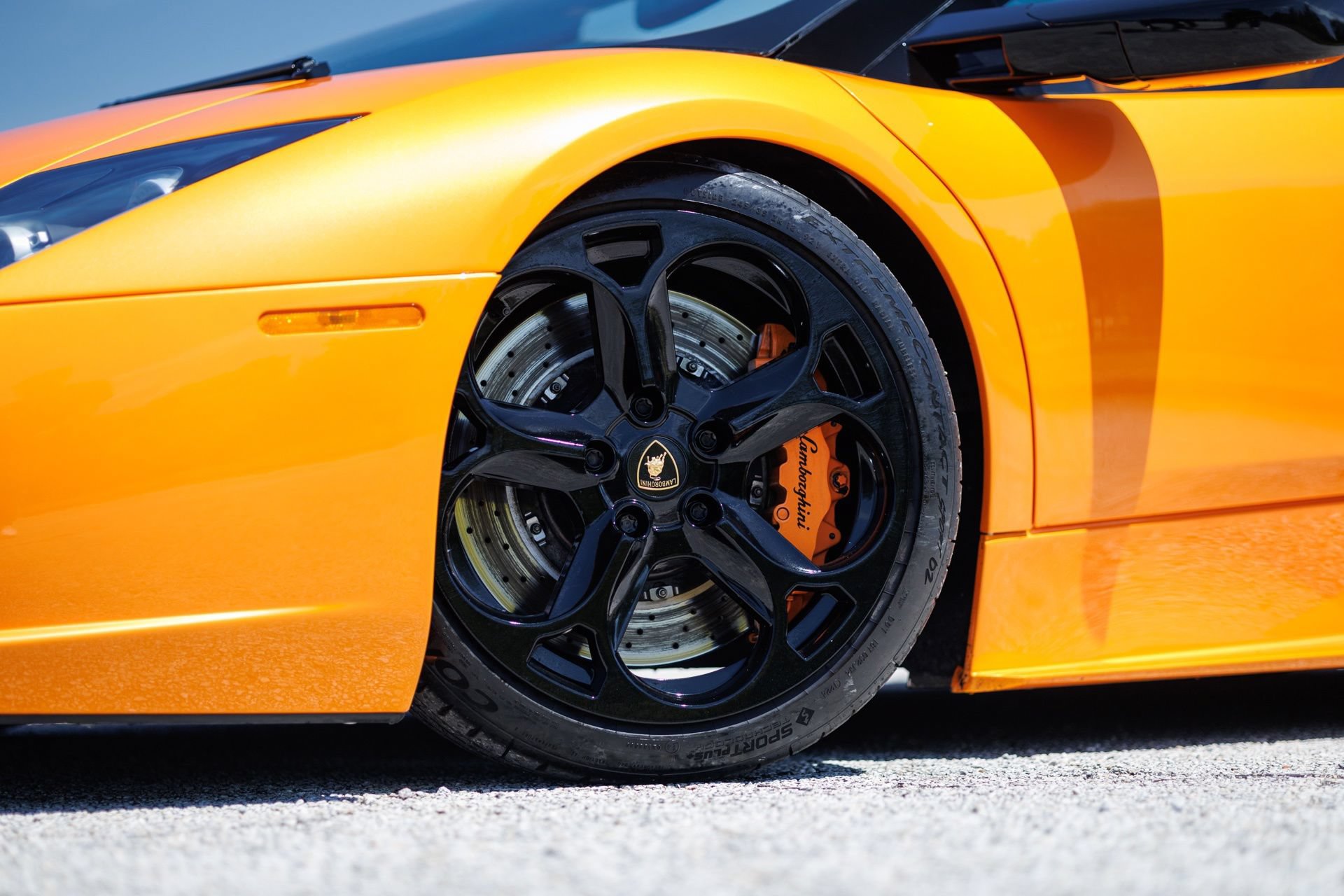 Used 2005 Lamborghini Murcielago Roadster AWD/4WD image 25
