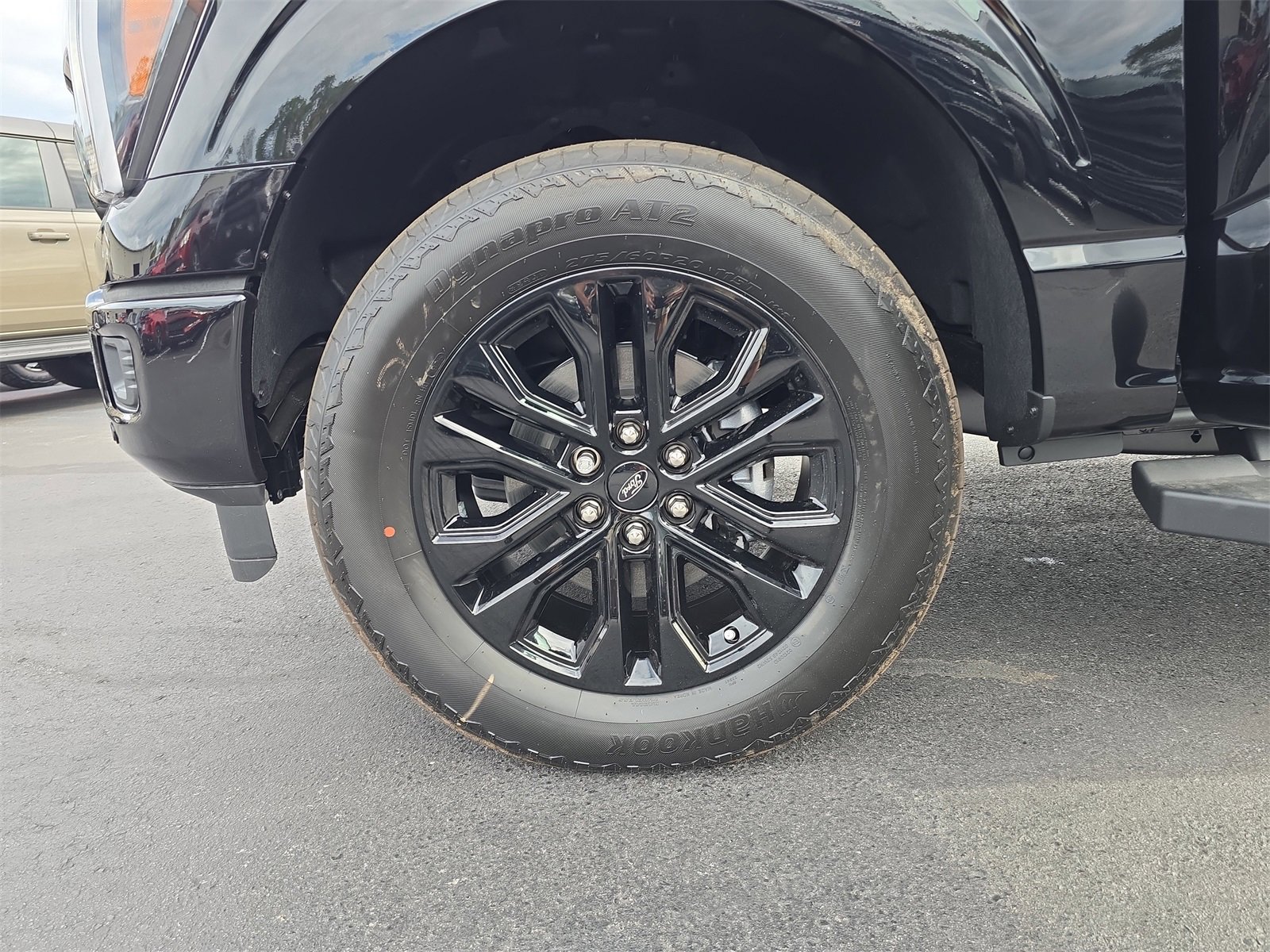 New 2025 Ford F150 Lariat w/ Equipment Group 502A High image 27