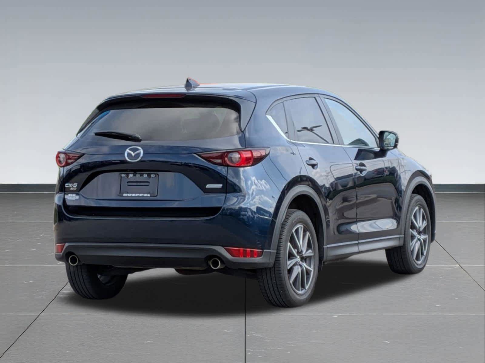 Used 2018 MAZDA CX-5 Touring w/ Preferred Equipment Package AWD/4WD image 5
