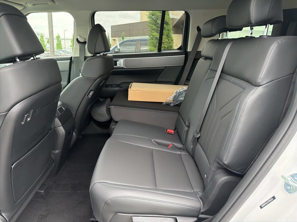 New 2026 Hyundai Santa Fe SEL FWD image 12