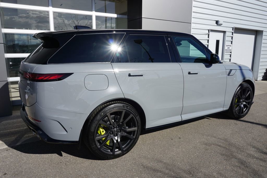 New 2025 Land Rover Range Rover Sport SV Edition Two image 4