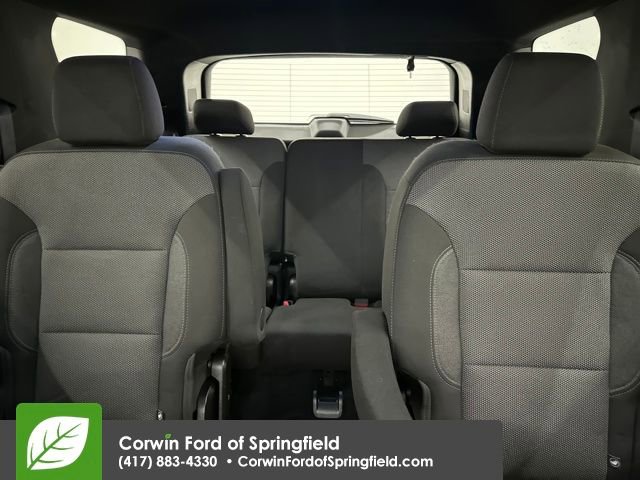 Used 2023 Chevrolet Traverse LT image 23
