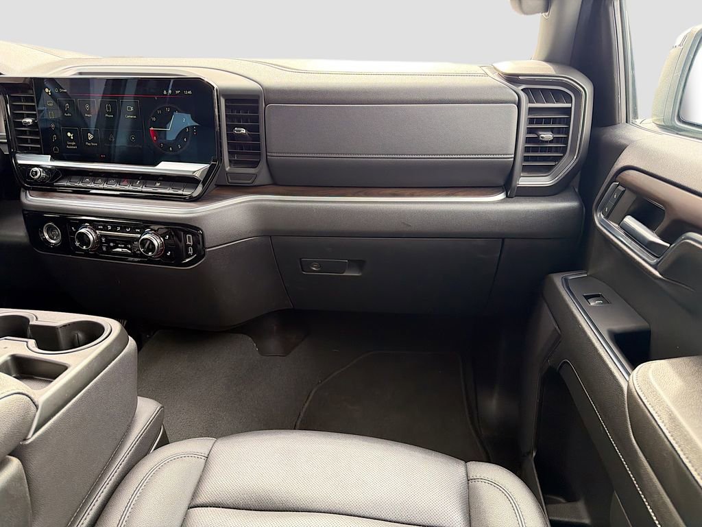 Used 2024 GMC Sierra 1500 SLT image 18