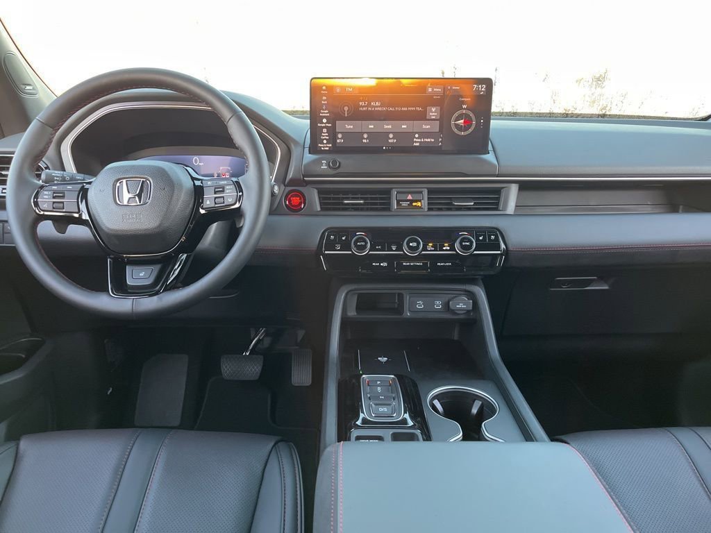 New 2026 Honda Pilot Black Edition image 9