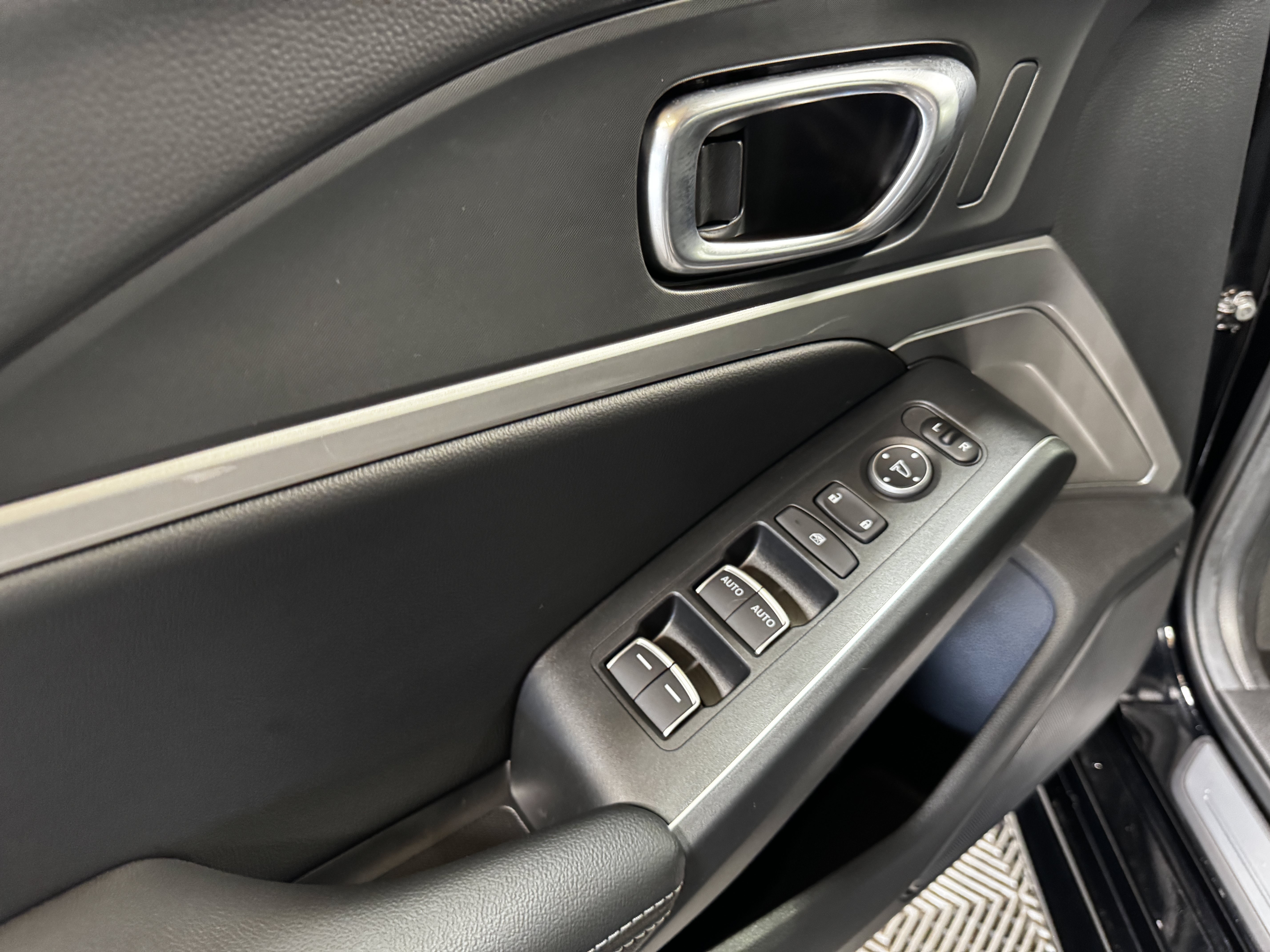 Used 2026 Acura Integra A-Spec FWD image 39